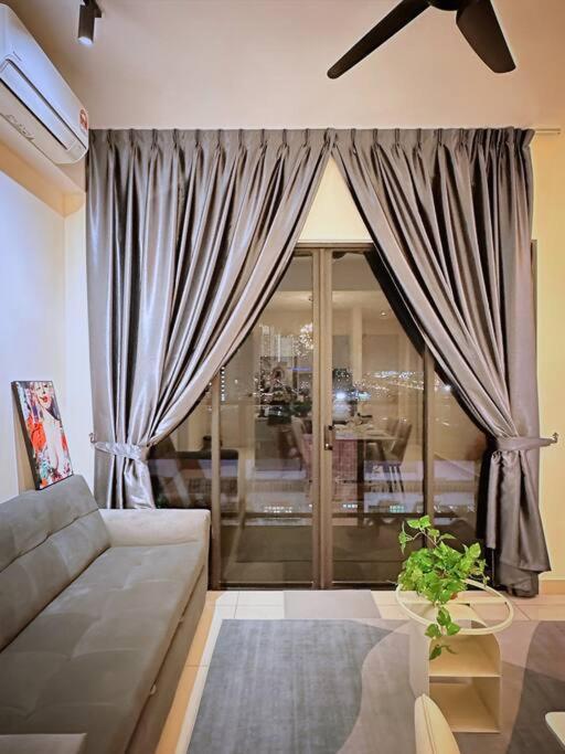 Apartment 2r2b*1-6+1 Pax*kl City*10mins-klcc Kuala Lumpur