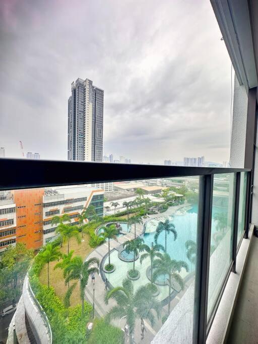 Apartment 2r2b*1-6+1 Pax*kl City*10mins-klcc Kuala Lumpur