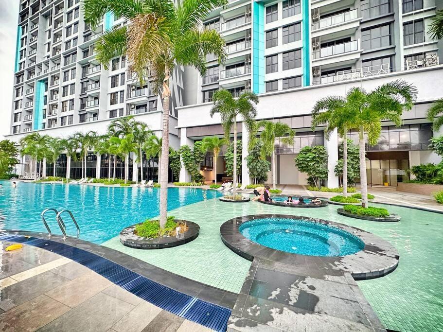 2r2b*1-6+1 Pax*kl City*10mins-klcc Apartment